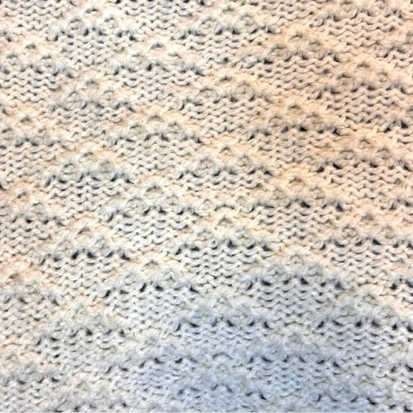 Hand Crafted Oversized & Slightly Cropped Cream Sweater with Balloon Sleeves - Picture 12 of 12